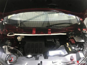 Mitsubishi Xpander NC 1.5 2WD 17+ UltraRacing 2-punkti eesmine ülemine Strutbar