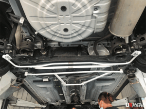 pol_pl_Rozporka-Nissan-Almera-N18-1-0T-2WD-19-UltraRacing-tylna-Sway-Bar-16mm-207620_1.gif Nissan Almera N18 1.0T 2WD 19+ UltraRacing tagumine stabilisaatorvarras 16mm