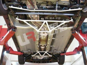Nissan Micra K12 02-07 UltraRacing tagumine stabilisaatorvarras 16mm