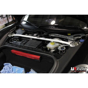 Porsche 911 991 4S 14+ UltraRacing 2P eesmine ülemine Strut bar