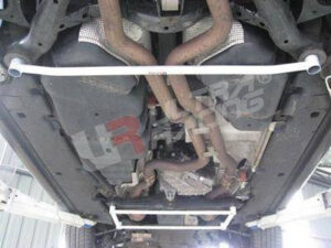 Porsche Cayenne 955 4.5 / 958 3.0 Ultra-R tagumine alumine Tiebar