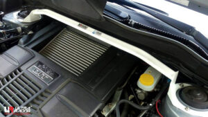 Subaru Impreza WRX 4D 11+ Ultra-R 2P eesmine ülemine Strut bar