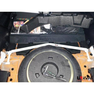 Subaru Impreza WRX 4D 11+ Ultra-R 2P tagumine ülemine Strutbar