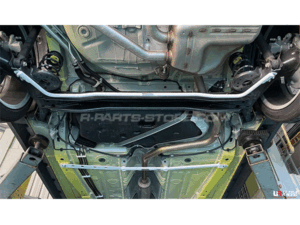 Suzuki Swift Sport A2L414 1.4 2WD 17+ UltraRacing tagumine stabilisaatorvarras 18mm