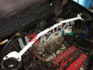 Toyota Corolla AE80/82 UltraRacing eesmine ülemine Strutbar