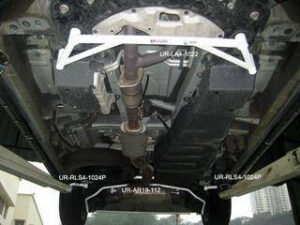 Toyota Previa 06+ 3.5 Ultra-R 4-punkti eesmine H-Brace 1022