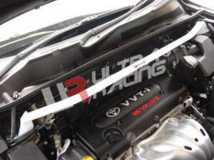 Toyota RAV4 2.2/2.4 06+ UltraRacing eesmine ülemine Strutbar