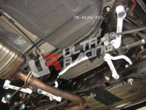 Toyota RAV4 2.4 06+ UltraRacing 2x 2-punkti tagumine/ Braces