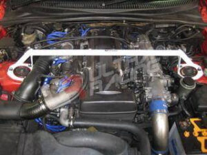 Toyota Supra MKIV 2JZ 93-98 UltraRacing eesmine ülemine Strutbar