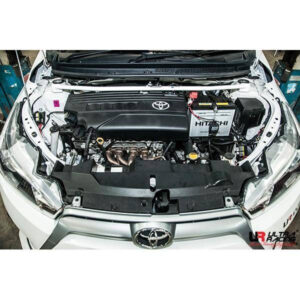 Toyota Yaris 10+ XP13 UltraRacing 2P eesmine ülemine Strut bar