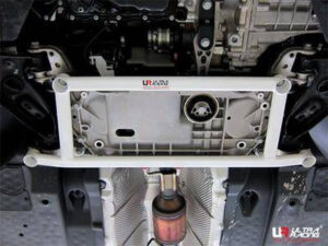 VW Golf 5/6 GTI/R32/R36 /Scirocco UltraR 4-punkti eesmine Brace