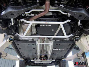 VW Golf 6 / Scirocco 08+ / Audi A3 8P Ultra-R tagumine L. Brace