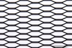 ALU mesh Iluvõre Honey Comb must 120x40cm 21x6mm