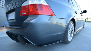 Splitter BMW 5 E60 E61 M-Pack tagumine külje Läikiv must