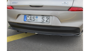 pol_pl_Splitter-Hyundai-i30-III-Tyl-Srodkowy-z-Dyfuzorem-Gloss-Black-273073_5.png Splitter Hyundai i30 III tagumine keskosa Difuusoriga Läikiv must