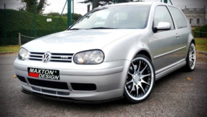 Splitter Volkswagen Golf IV esi for stange 25th Läikiv must