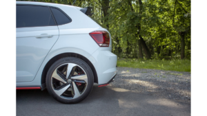 Splitter Volkswagen Polo VI GTI tagumine külje punane