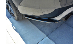 Splitter Volvo V60 Polestar Facelift tagumine külje Läikiv must