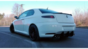 Spoiler Alfa Romeo GT tagumine Läikiv must