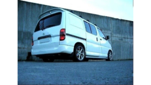 Spoiler Toyota Hiace tagumine kruntimata