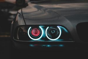 richard-biros-pXFDctQsUys-unsplash Tuled Volkswagen Golf IV esi must